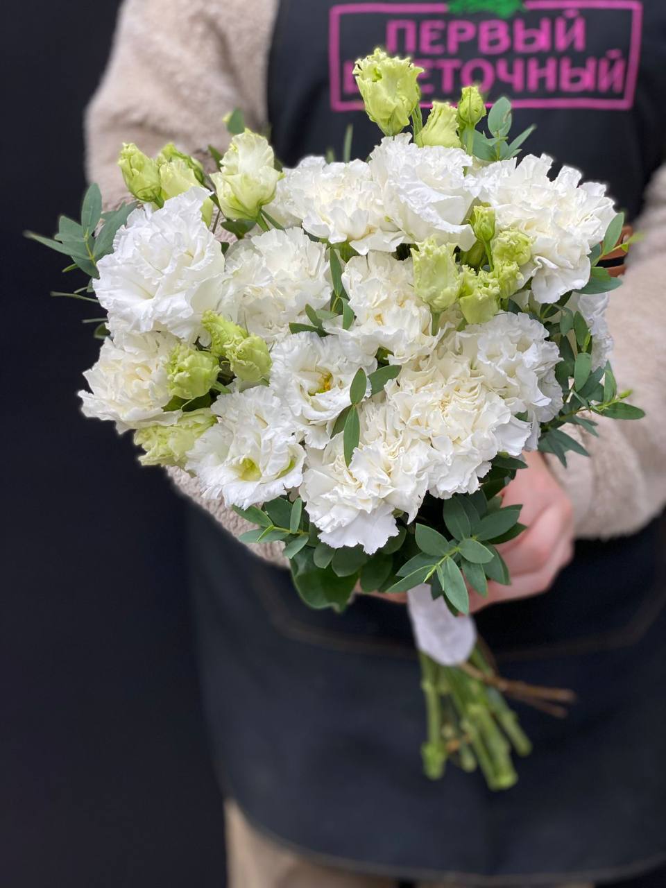 Свадебный букет диантусы с эустомой