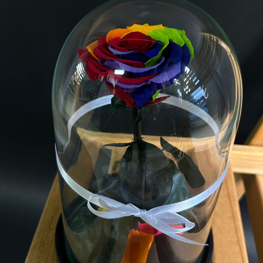 Роза в колбе 