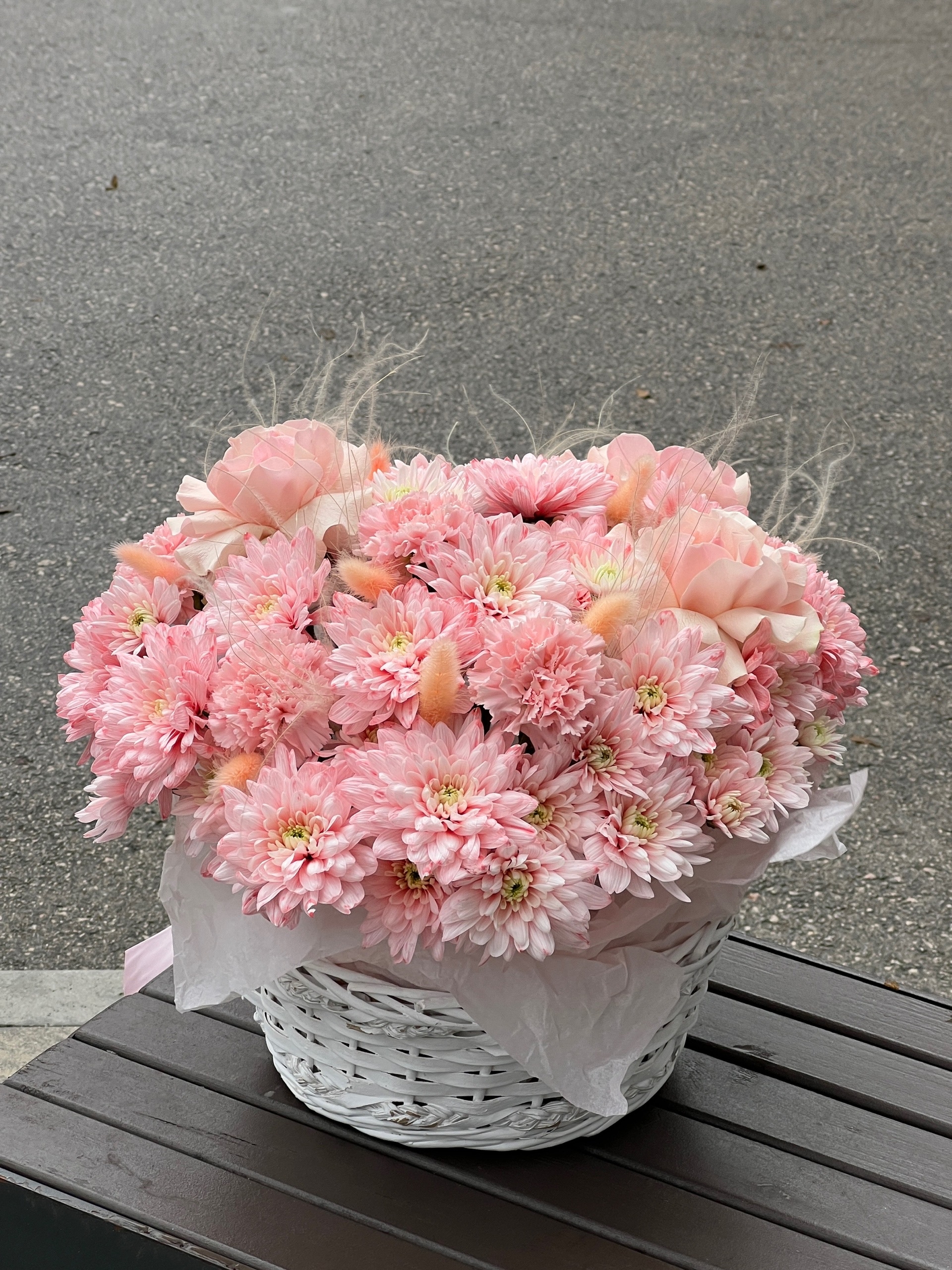 Авторская корзина с хризантемой