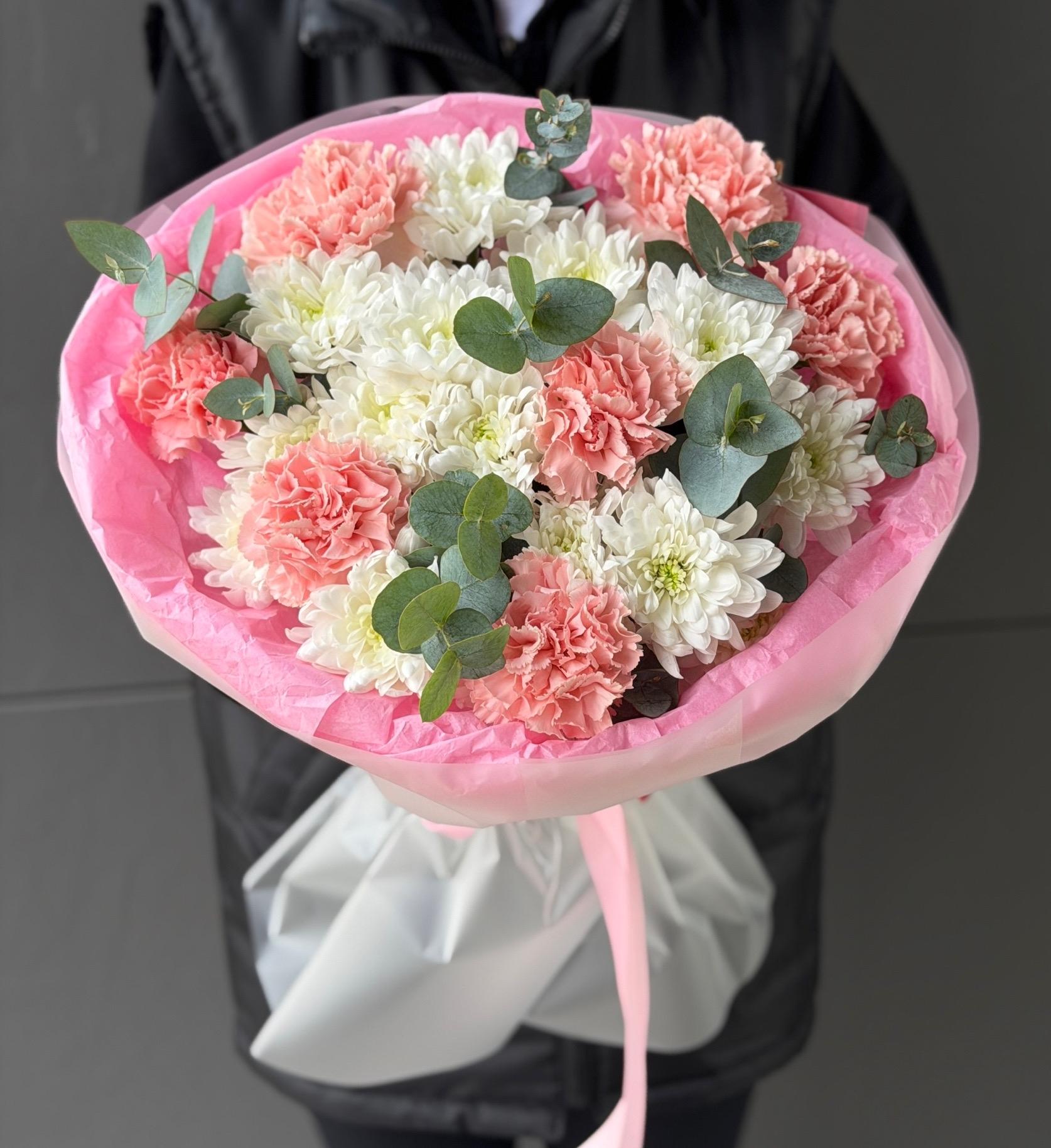 Дуобукет хризантемы и диантусы