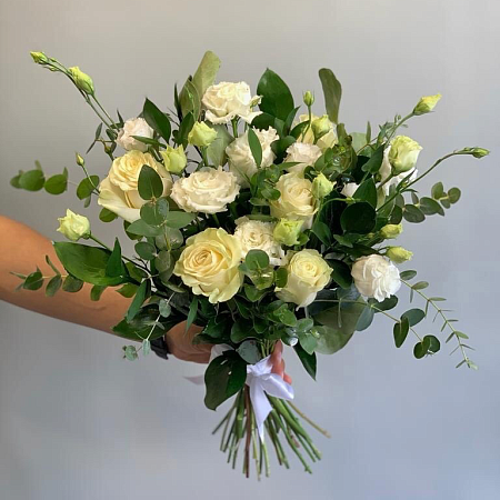 Букет невесты с зеленью