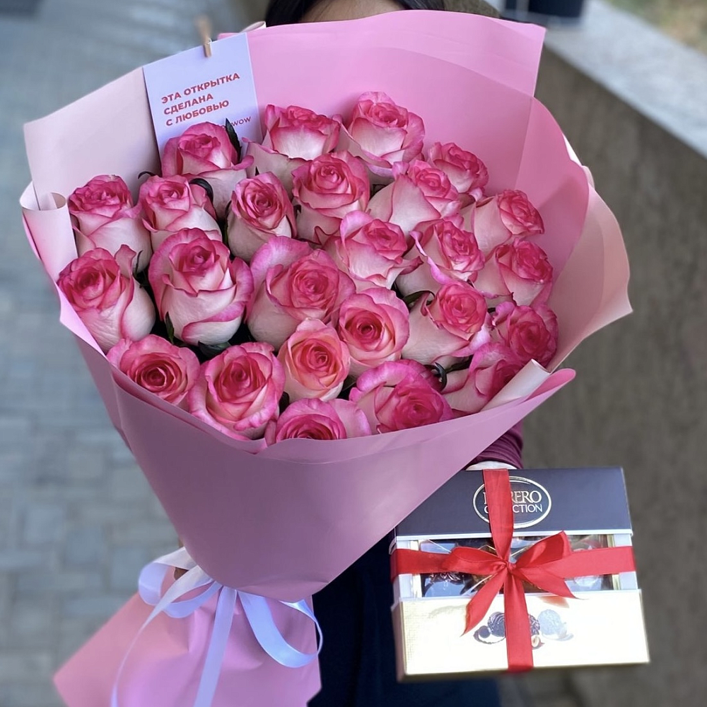 25 Роз в оформлении