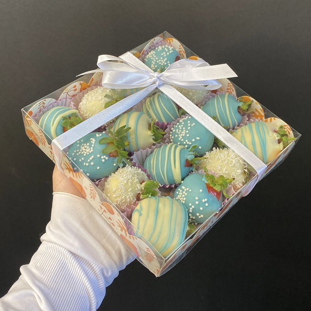 Букет клубники в шоколаде в коробочке