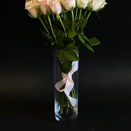 Стеклянная ваза