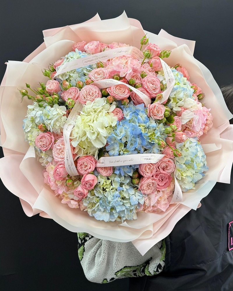 Роскошный авторский букет