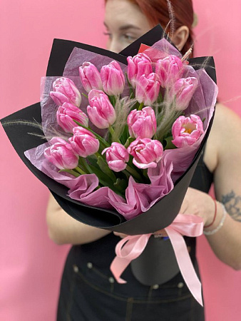 15  нежных тюльпанов в оформление