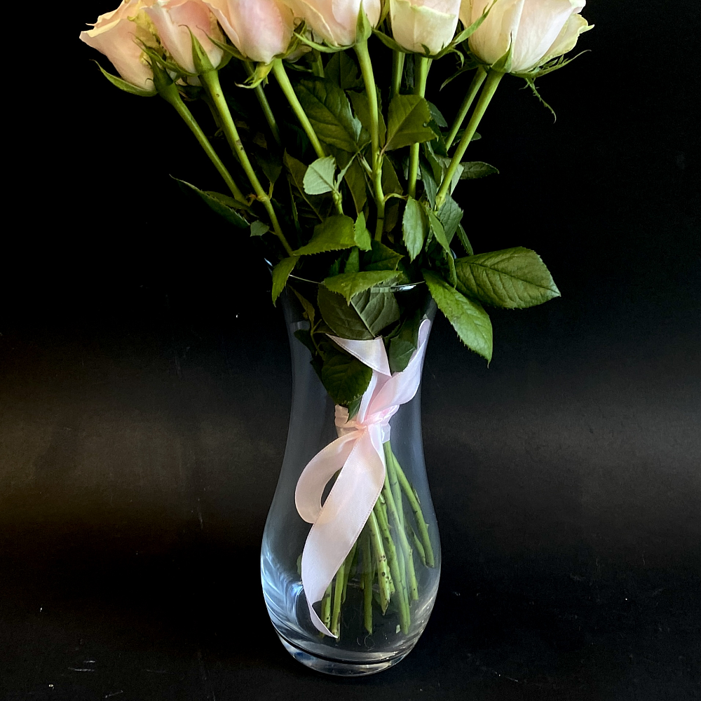 Стеклянная ваза